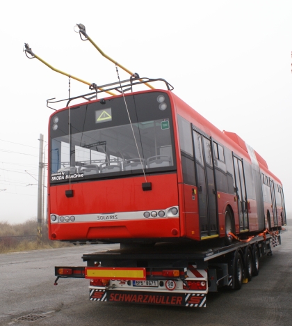 Trolejbus Škoda 27 Tr Solaris pro České Budějovice v Plzni na Bručné