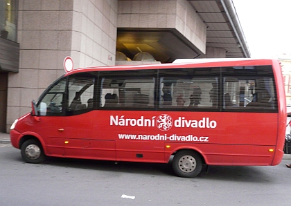 Malokapacitní autobus s podvozkem Iveco a nástavbou Indcar