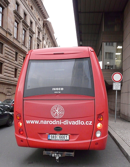 Malokapacitní autobus s podvozkem Iveco a nástavbou Indcar