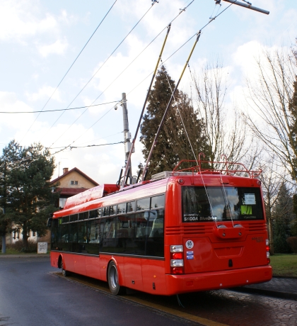 Škoda 30 a 31 Tr SOR pro Bratislavu v ulicích Plzně