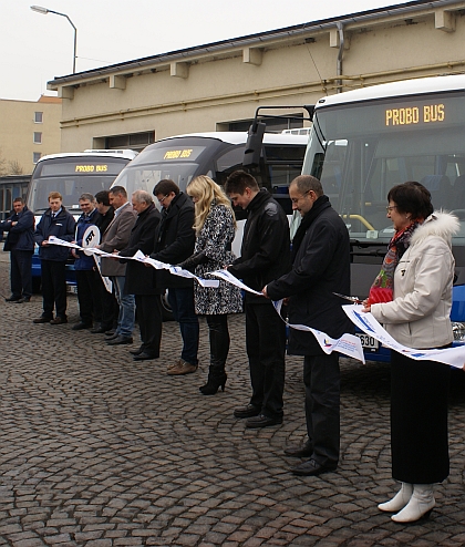 Z předání deseti nových autobusů 19.2.2014 dopravci Probo Bus 