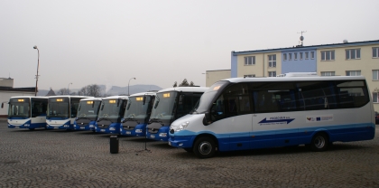 Z předání deseti nových autobusů 19.2.2014 dopravci Probo Bus 