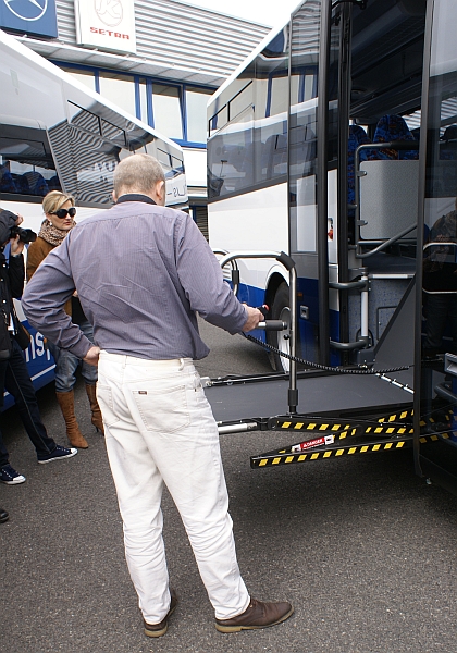 12 autobusů Mercedes-Benz  Intouro Euro VI  s podporou ROP Střední Čechy 