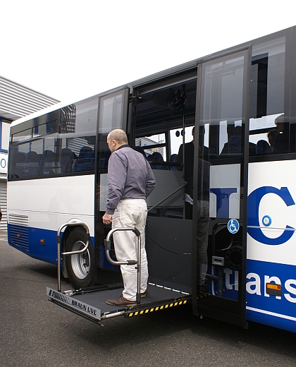 12 autobusů Mercedes-Benz  Intouro Euro VI  s podporou ROP Střední Čechy 