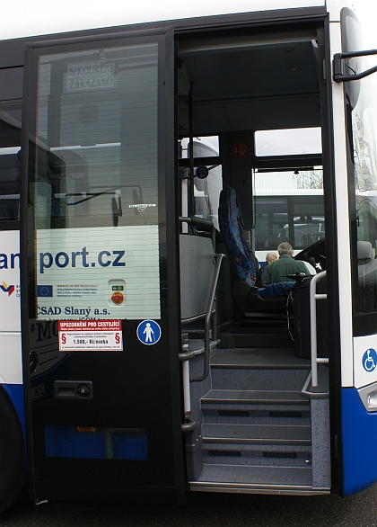 12 autobusů Mercedes-Benz  Intouro Euro VI  s podporou ROP Střední Čechy 