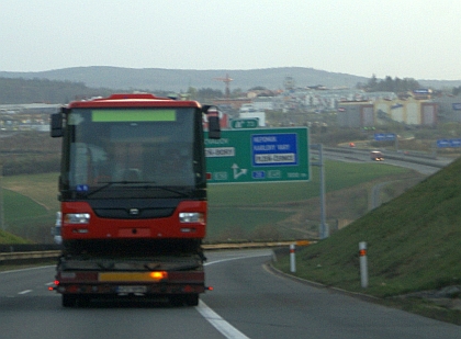 Závoz trolejbusové karosérie SOR s variantou s dieselagregátem  pro Bratislavu