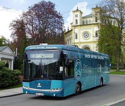 Elektrobus Perun ze Škody Electric v karosérii Solaris vyrazí do Krakova