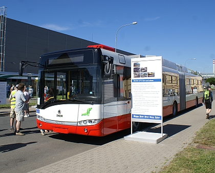 Trolejbus Škoda 27 Tr Solaris se střední hnací nápravou pro Ústí nad Labem