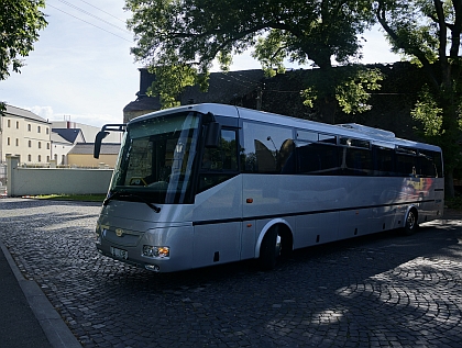 Autobus SOR LC 12 EURO 6 s inovacemi v interiéru se představil 