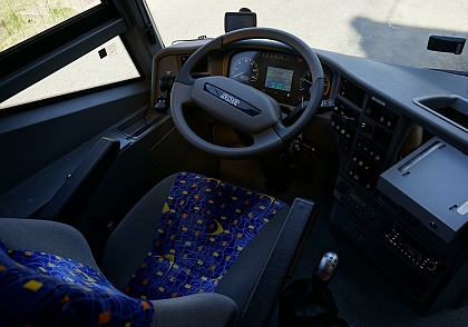 Autobus SOR LC 12 EURO 6 s inovacemi v interiéru se představil 