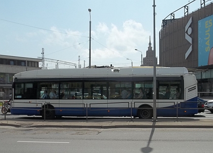 Dopravní pohlednice z Rigy: Trolejbusy, tramvaje, autobusy a autobusové nádraží