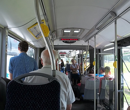 Dopravní pohlednice z Rigy: Trolejbusy, tramvaje, autobusy a autobusové nádraží