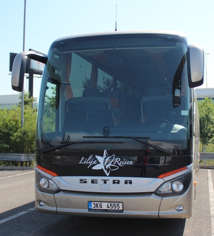 Společnost Lilija Reisen má ve vozovém parku autokary Setra 