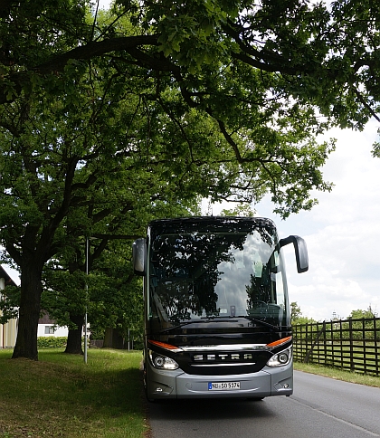 Obrazem: Autokar Setra Top Class 517 HDH EURO 6 na návštěvě v Praze