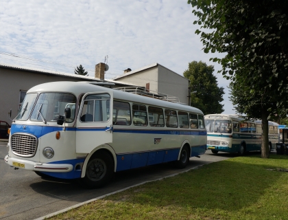 Dopoledne v Předenicích: Z oslav 100 let autobusové dopravy 27.7.2014