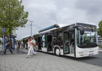 Kloubový MAN Lion's City GL CNG je &quot;Bus of the Year 2015&quot;