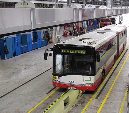 Z nového plzeňského autobusového a trolejbusového depa po úplném přestěhování 