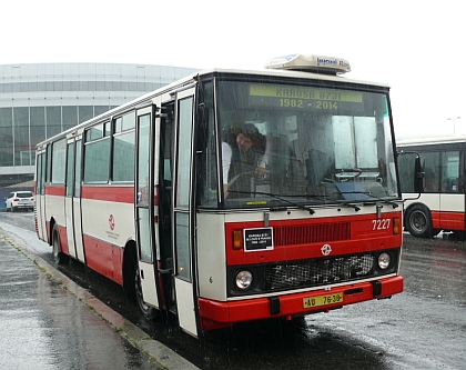 Deštivé loučení s Karosami B 731 v Praze