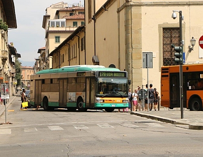 Dopravní pohlednice z Florencie