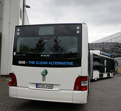 Z IAA 2014: Bus of the Year 2015 - Kloubový MAN Lion's City GL CNG 18,75 m