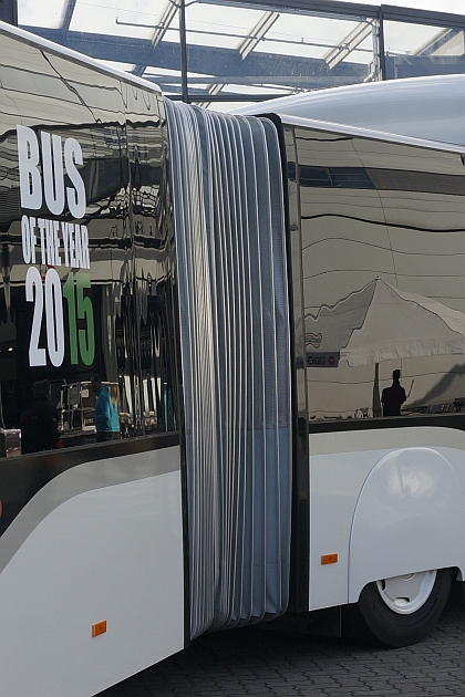 Z IAA 2014: Bus of the Year 2015 - Kloubový MAN Lion's City GL CNG  18,75 m