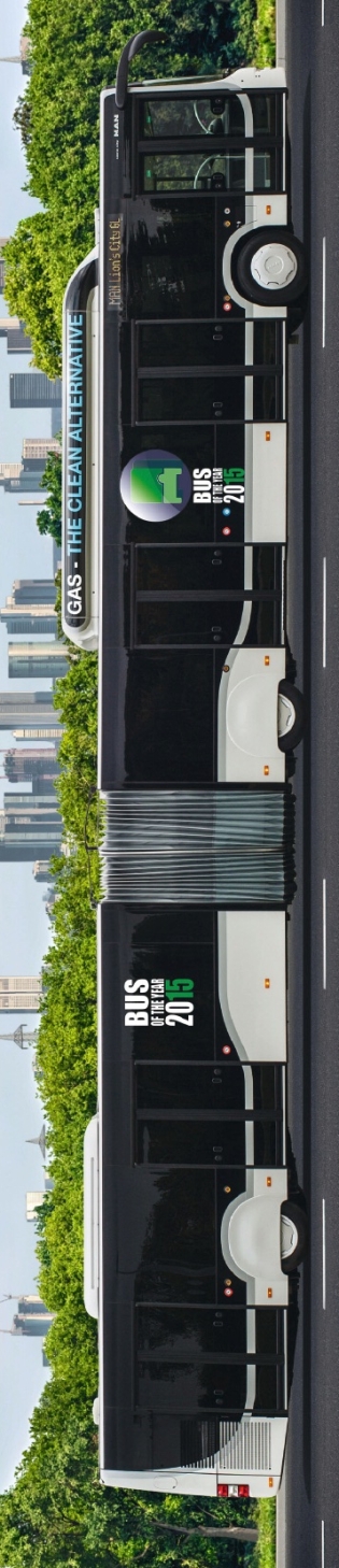 Z IAA 2014: Bus of the Year 2015 - Kloubový MAN Lion's City GL CNG 18,75 m