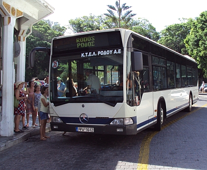 Autobusová pohlednice z řeckého ostrova Rhodos