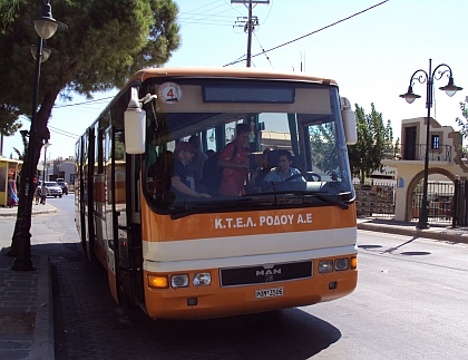 Autobusová pohlednice z řeckého ostrova Rhodos