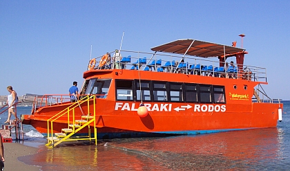 Autobusová pohlednice z řeckého ostrova Rhodos