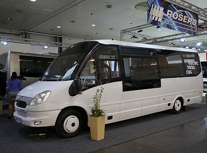 IAA 2014: Dva malokapacitní autobusy First na podvozcích Iveco Daily EURO 6