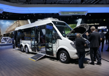 IAA 2014: Expozice Mercedes-Benz a něco dalšího od Daimler AG