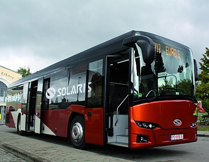 18 InterUrbin pro Itálii. Standardní dvanáctimetrové linkové autobusy Solaris