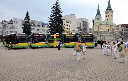 Pět nových autobusů  Solaris Urbino 12 v Žilině