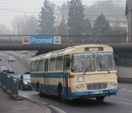 A ještě jednou Mikuláš - veteránský autobus v Třinci a trolejbus 'čtrnáctka' 
