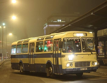 A ještě jednou Mikuláš - veteránský autobus v Třinci a trolejbus 'čtrnáctka' 