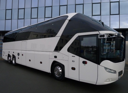 MAN Truck &amp; Bus prezentuje NEOPLAN Starliner L na veletrhu Holiday World 