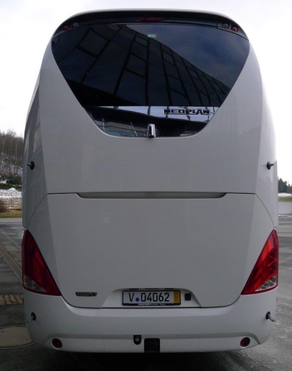 MAN Truck &amp; Bus prezentuje NEOPLAN Starliner L na veletrhu Holiday World 