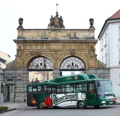 Od ledna 2015 vozí turisty v Plzeňském Prazdroji nový autobus