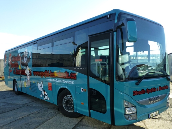 Zajímavý speciál pro Divadlo Spejbla a Hurvínka - přestavba Iveco Crossway