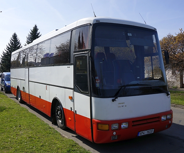 Pomalu se stávají raritou: autokar Karosa HD 12