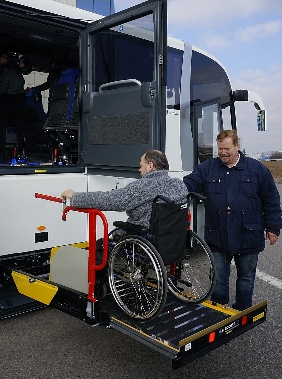 Držitel průkazu ZTP/P a jeho průvodce v dopravních prostředcích