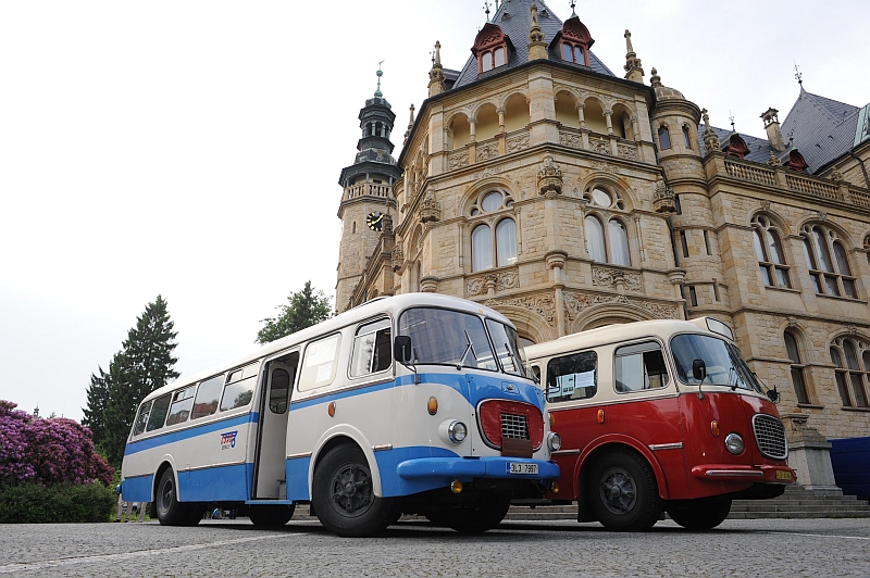 Už tradiční vyhlídkové jízdy historickými autobusy pořádá BusLine 