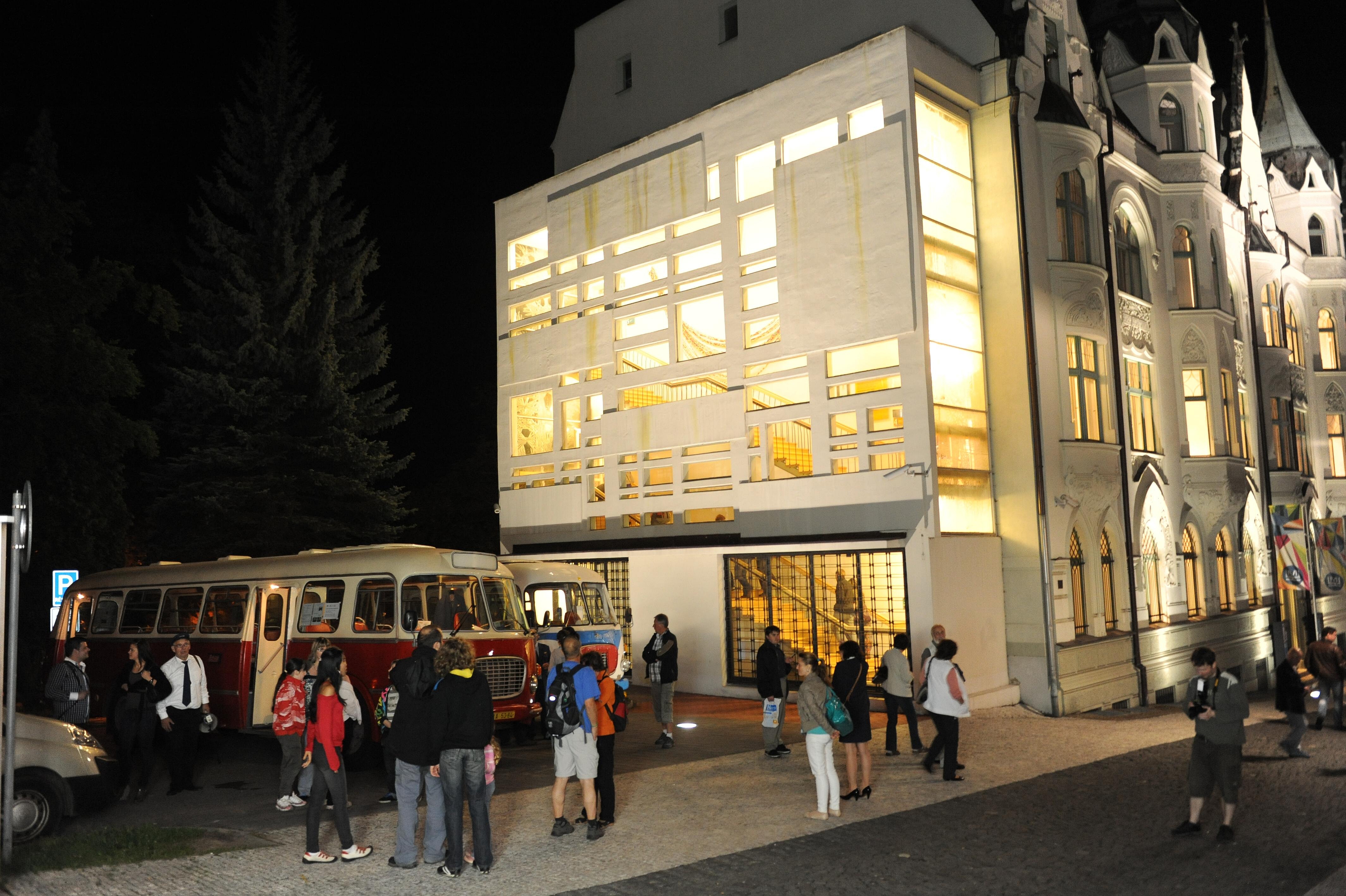 Už tradiční vyhlídkové jízdy historickými autobusy pořádá BusLine 