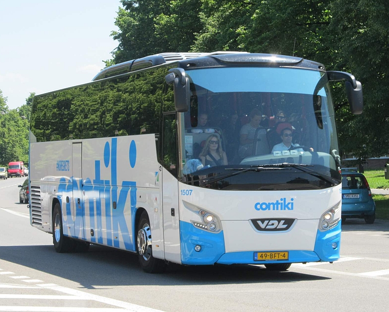 15 autokarů VDL Futura pro Contikiholland