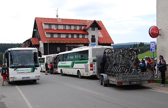Zelené autobusy  a cyklobusy  po Šumavě zahájí provoz  od neděle 14. června 