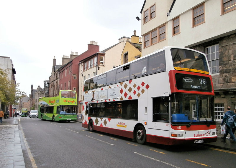 BUSportál SK: Autobusová pohľadnica zo škótskeho Edinburghu