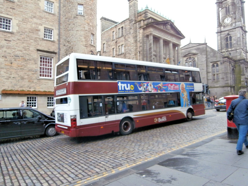 BUSportál SK: Autobusová pohľadnica zo škótskeho Edinburghu