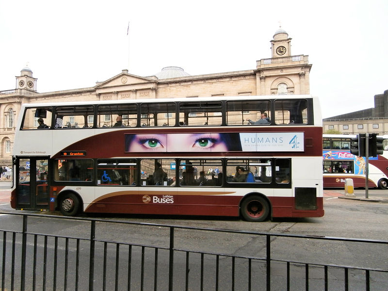 BUSportál SK: Autobusová pohľadnica zo škótskeho Edinburghu