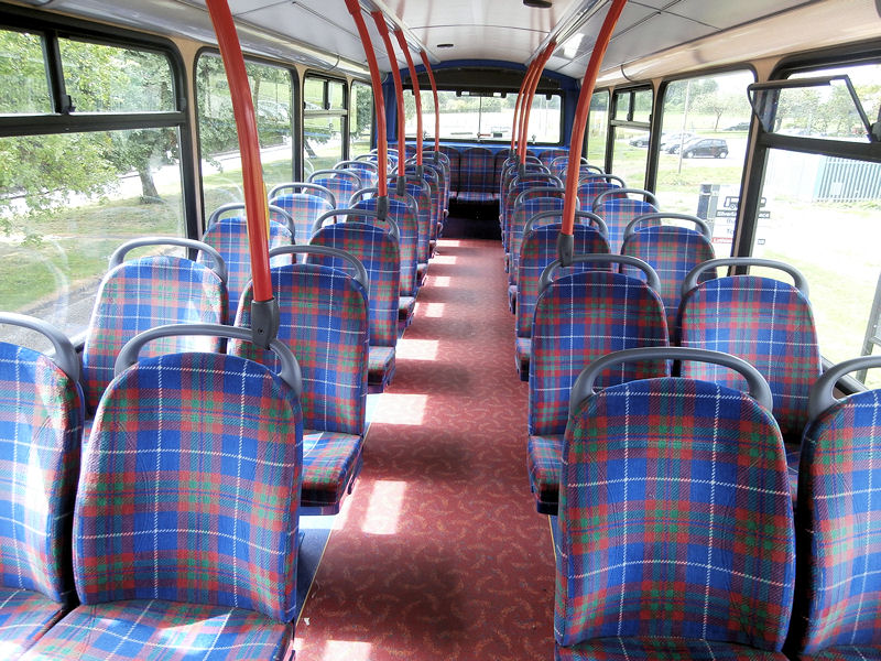 BUSportál SK: Autobusová pohľadnica zo škótskeho Edinburghu