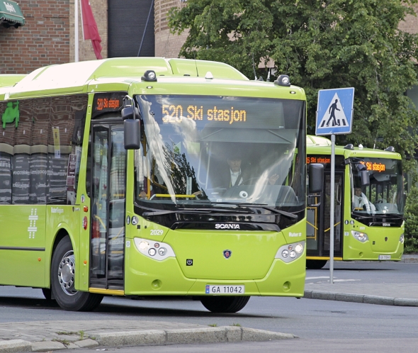 Scania přidává Norsko do okruhu zákazníků CNG autobusů. Autobusy OmniExpress LE